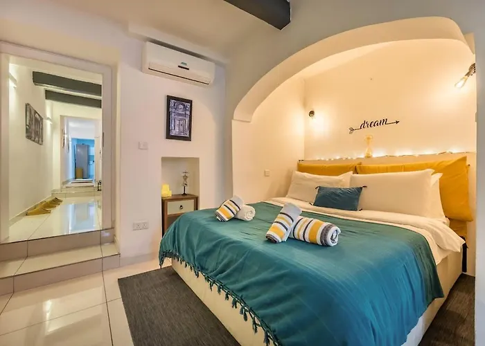 Discover A Hidden Gem In * Valletta